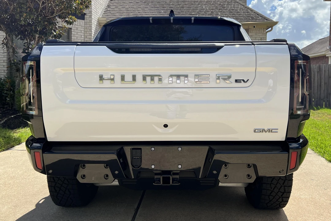2022 GMC Hummer EV - Image 5 of 31