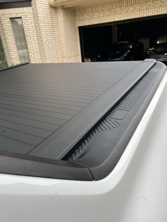2022 GMC Hummer EV - Image 29 of 31