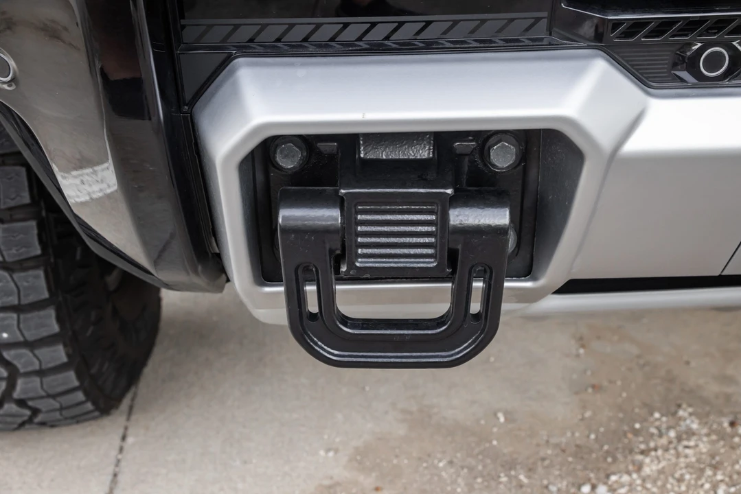 2022 GMC Hummer EV - Image 21 of 31