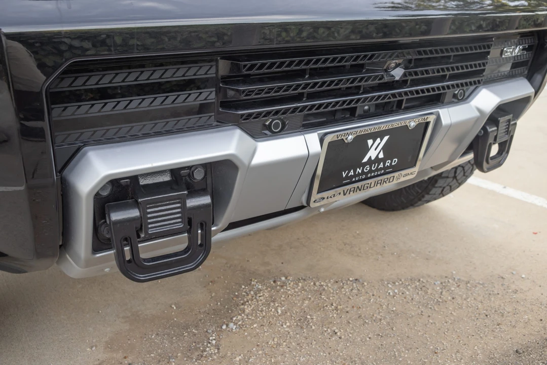 2022 GMC Hummer EV - Image 31 of 31