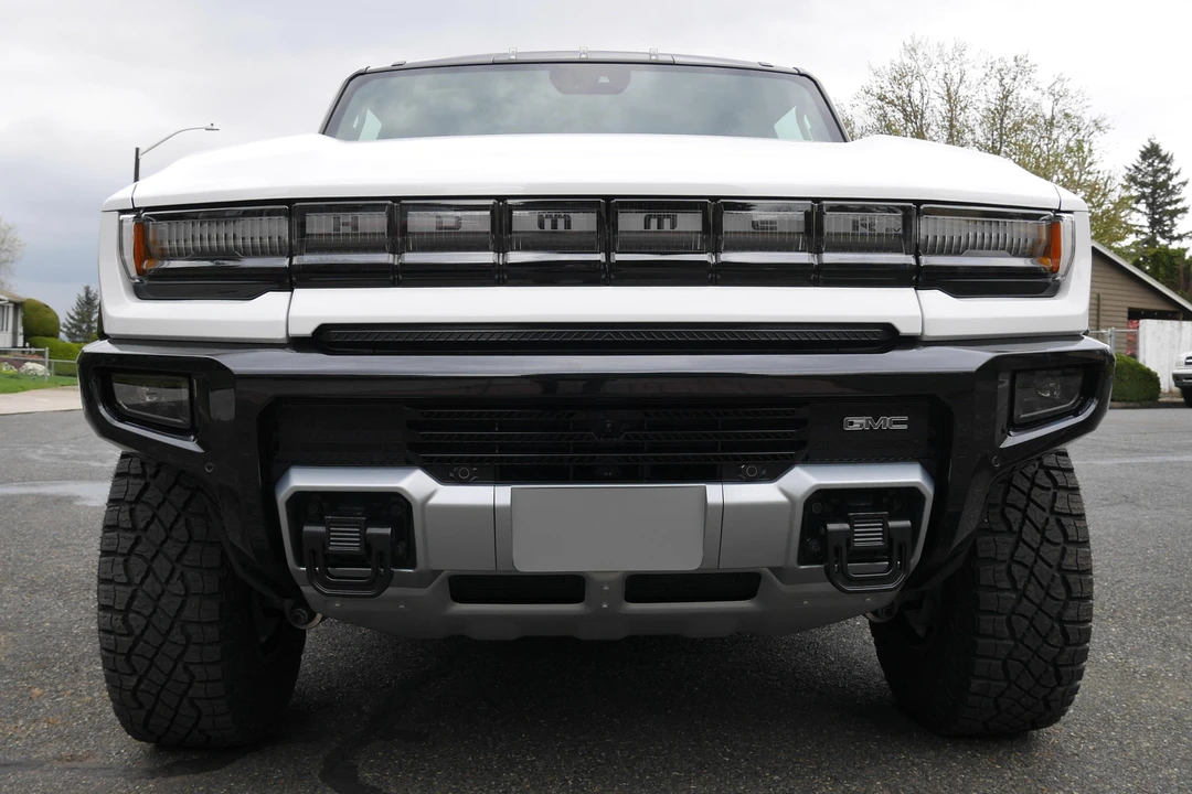 2022 GMC Hummer EV - Image 2 of 9