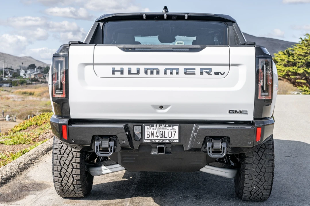 2022 GMC Hummer EV - Image 5 of 31