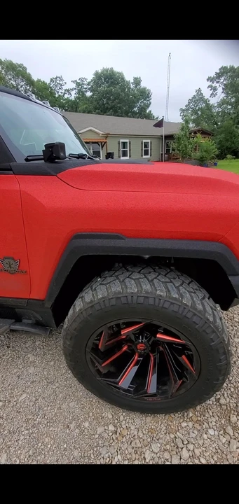 2022 GMC Hummer EV - Image 29 of 31