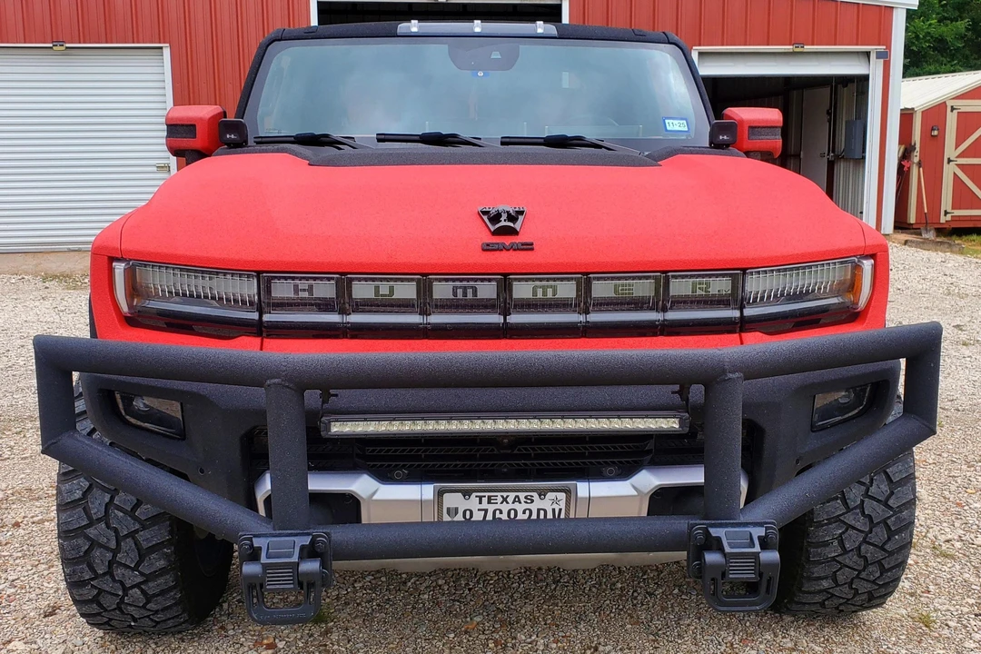 2022 GMC Hummer EV - Image 2 of 31
