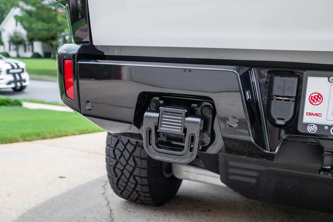 2022 GMC Hummer EV - Image 28 of 31