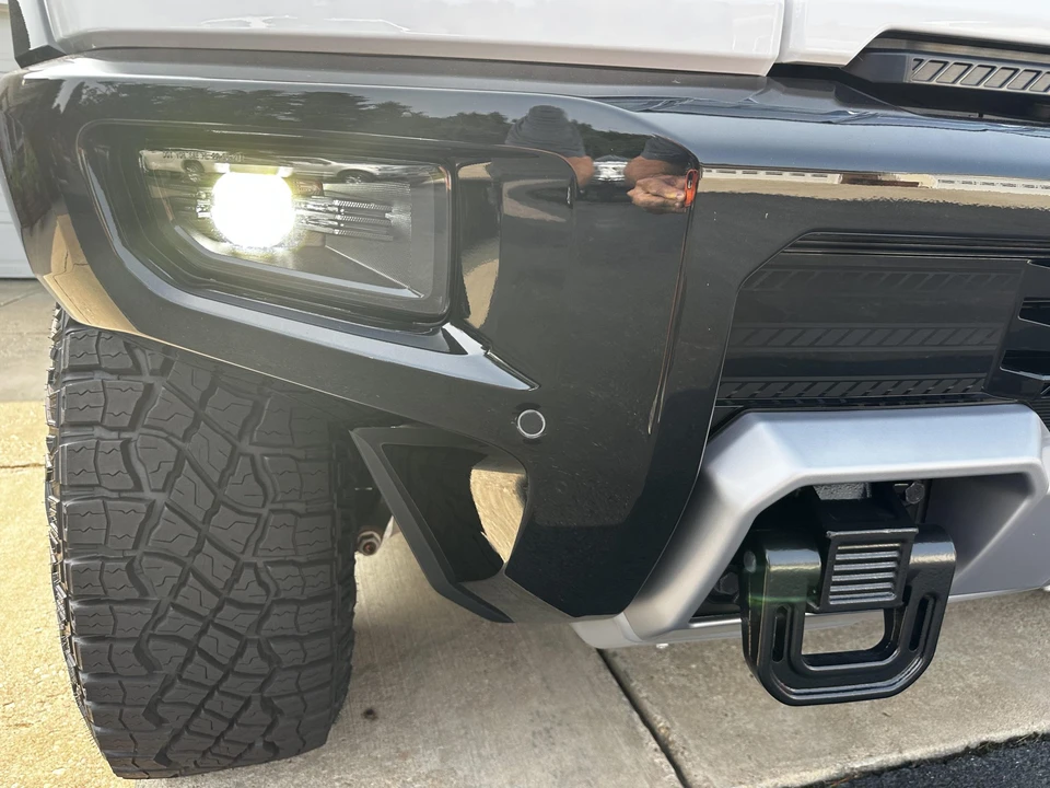 2022 GMC Hummer EV - Image 29 of 31