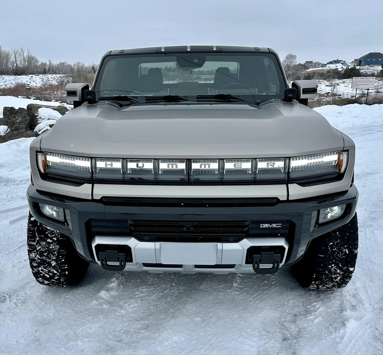 2022 GMC Hummer EV - Image 6 of 31