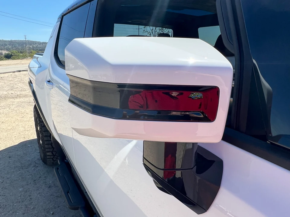 2022 GMC Hummer EV - Image 24 of 31