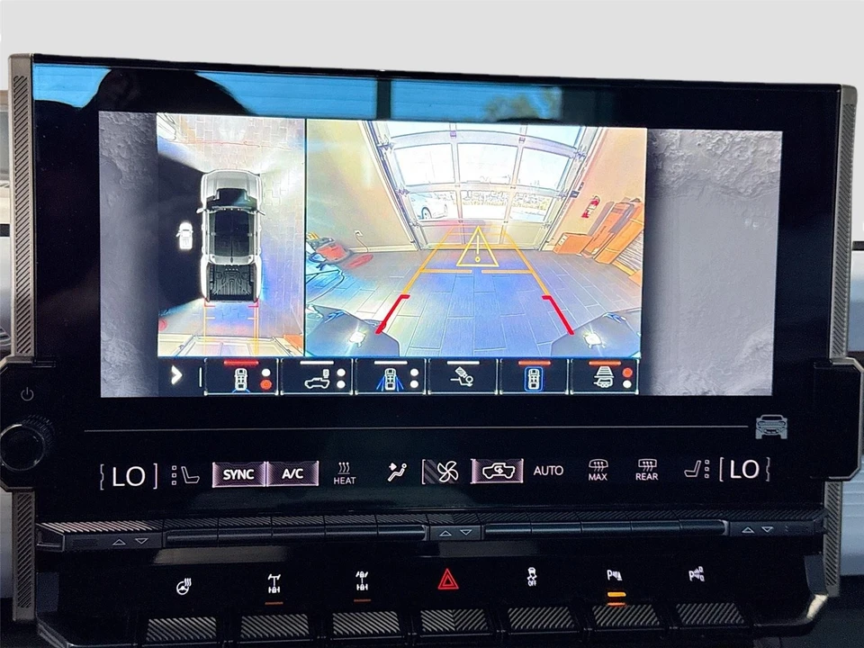 2022 GMC Hummer EV - Image 13 of 21