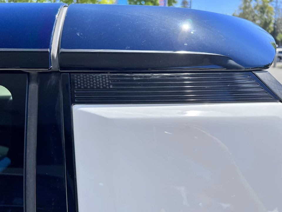 2022 GMC Hummer EV - Image 24 of 31
