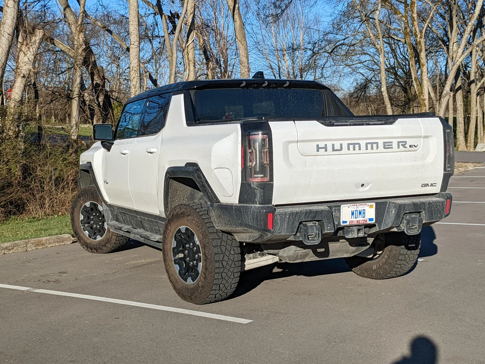 2022 GMC Hummer EV - Image 6 of 12