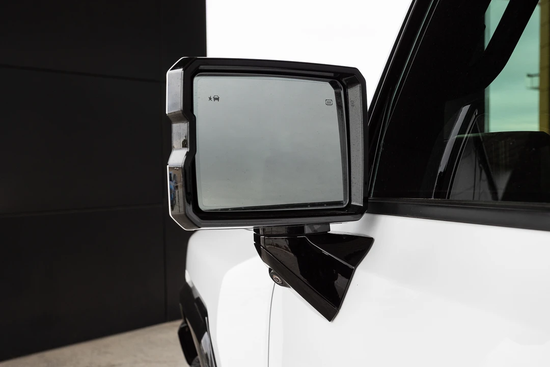2022 GMC Hummer EV - Image 31 of 31