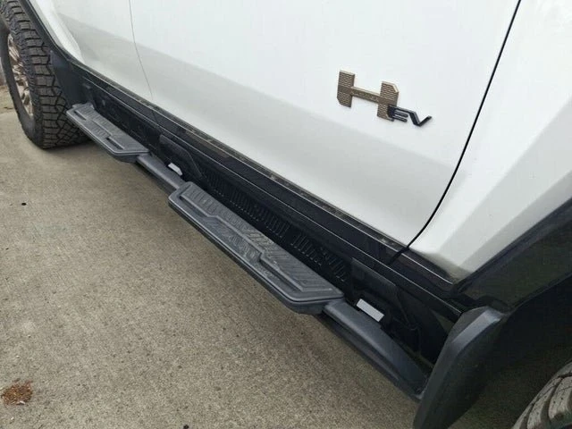 2022 GMC Hummer EV - Image 5 of 14