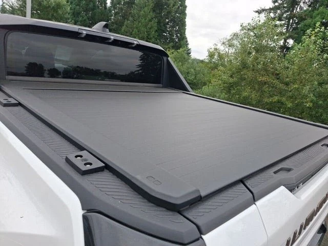 2022 GMC Hummer EV - Image 9 of 14