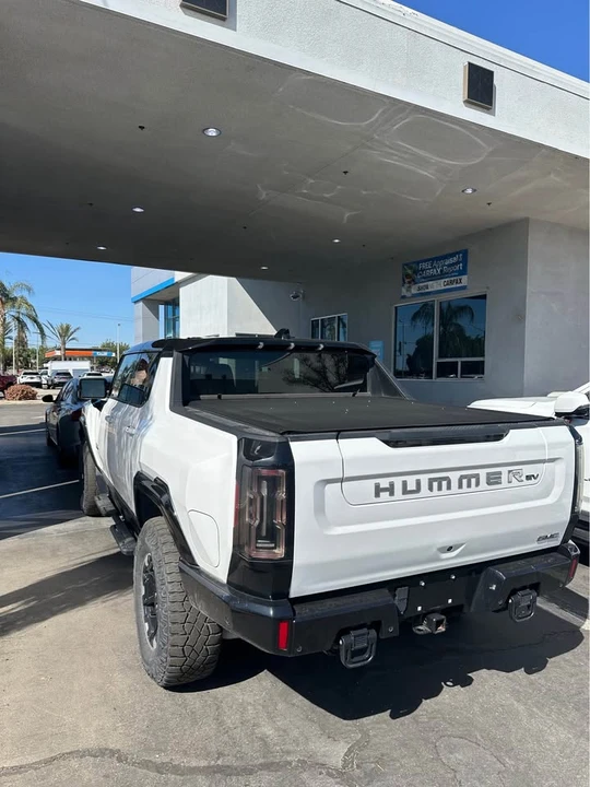 2022 GMC Hummer EV - Image 5 of 5