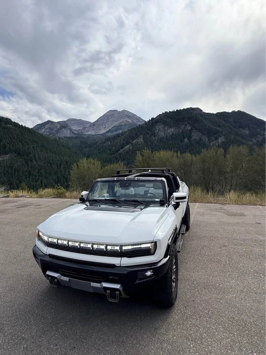 2022 GMC Hummer EV - Image 9 of 9