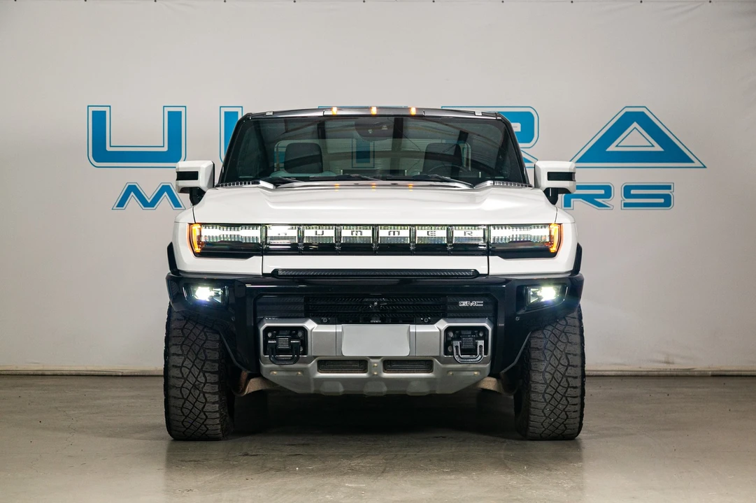 2022 GMC Hummer EV - Image 15 of 21