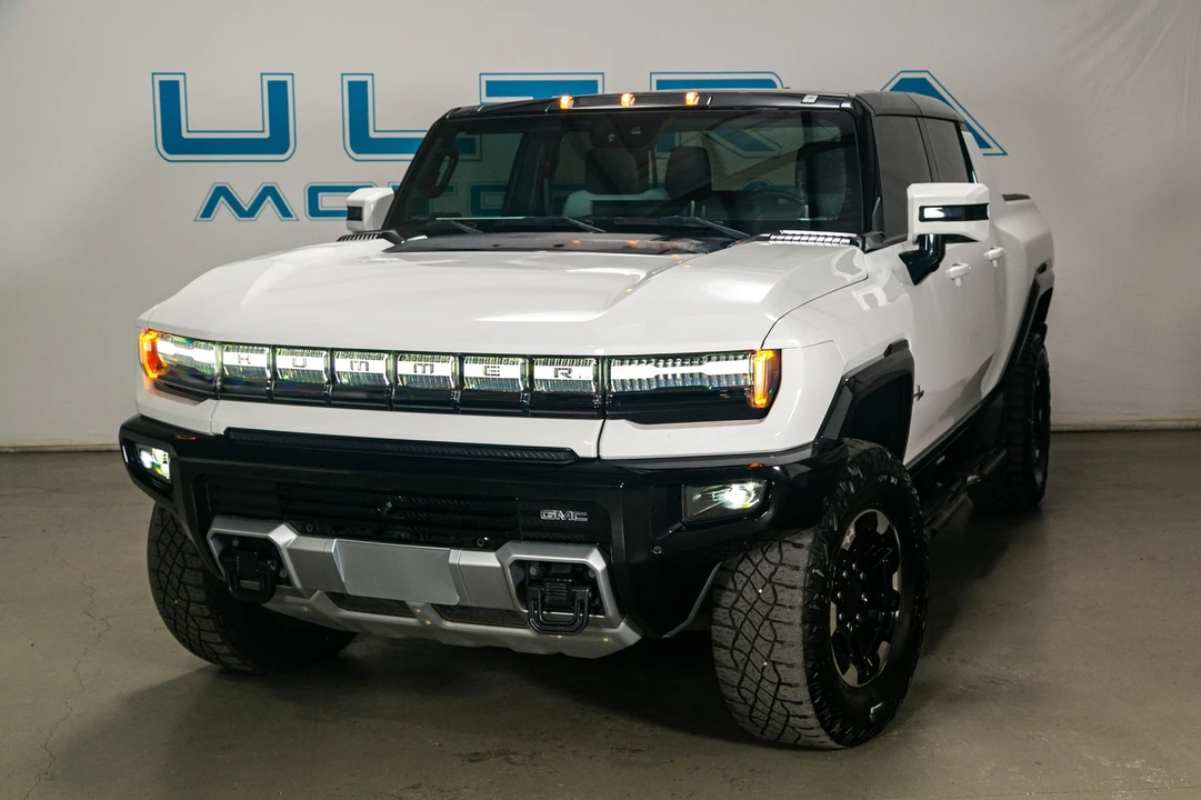 2022 GMC Hummer EV - Image 13 of 21