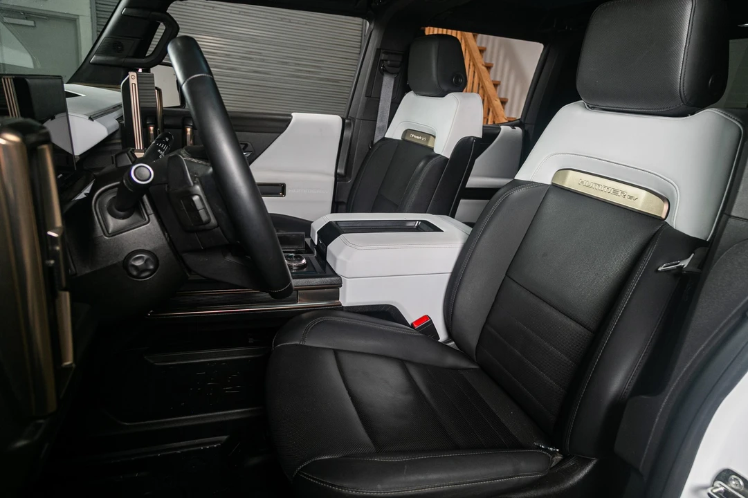 2022 GMC Hummer EV - Image 4 of 21