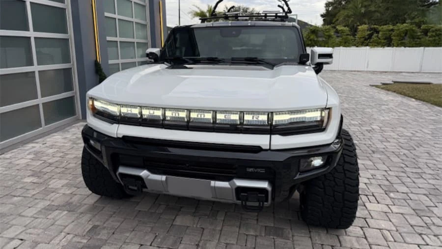 2022 GMC Hummer EV - Image 4 of 10