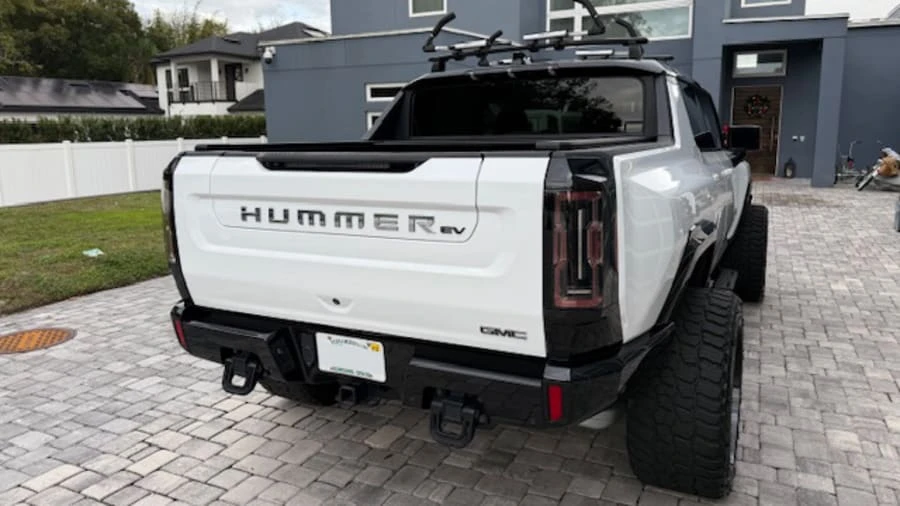 2022 GMC Hummer EV - Image 3 of 10