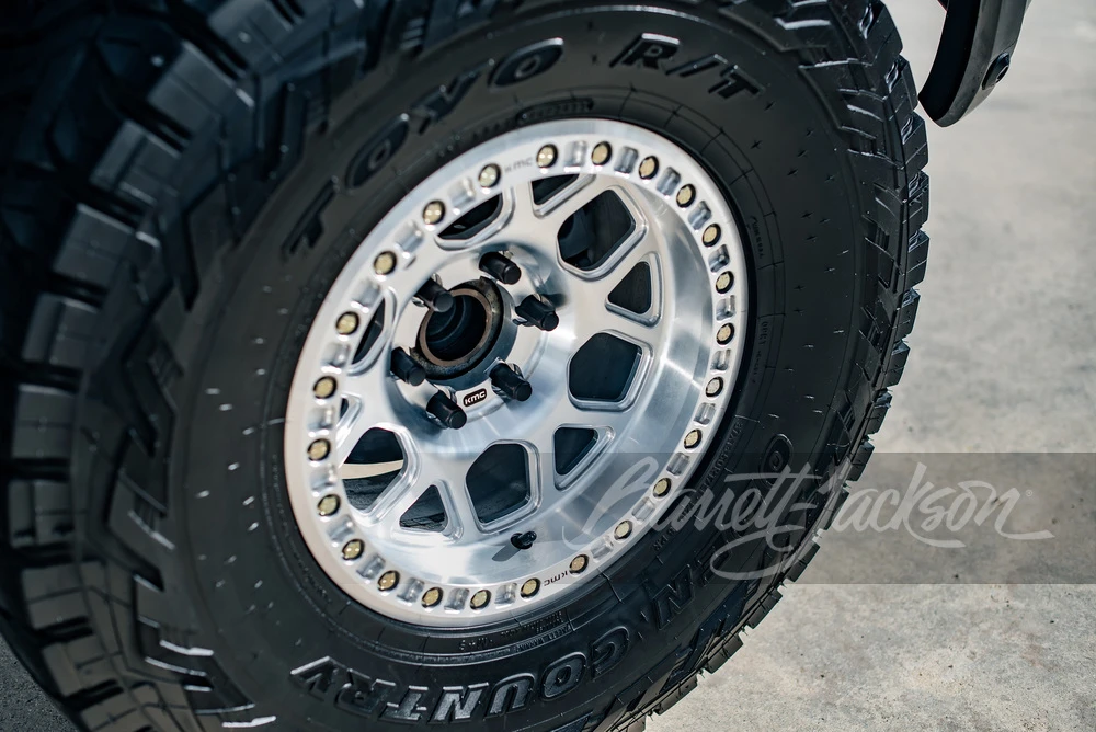 2022 GMC Sierra 5th Gen - Image 15 of 31