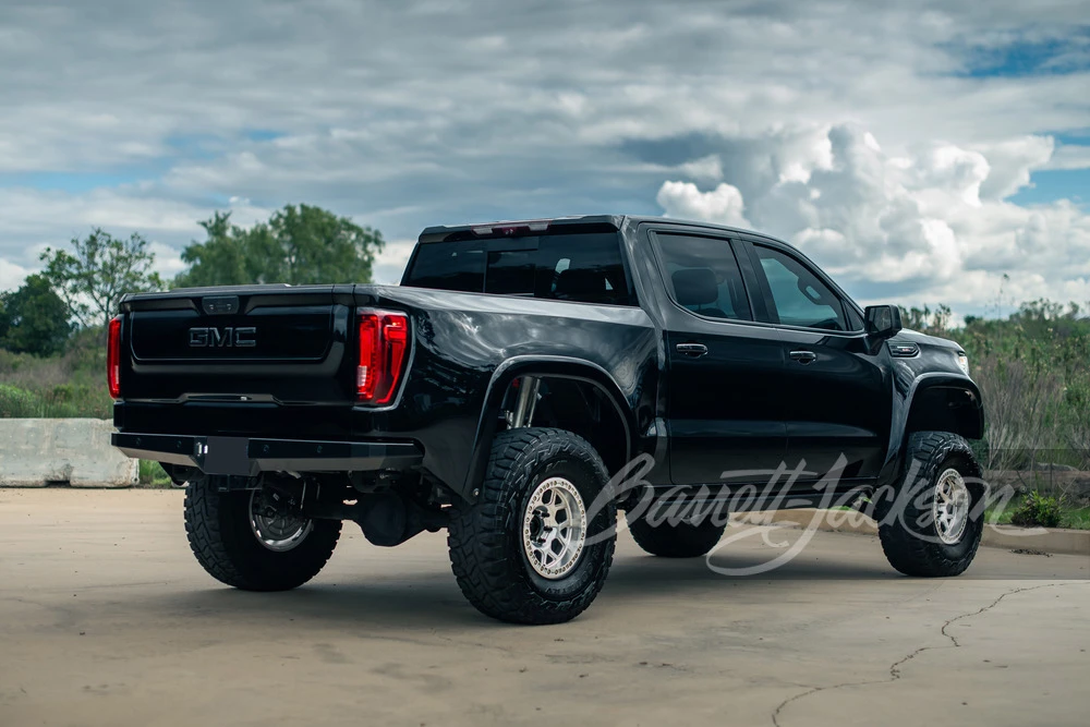 2022 GMC Sierra 5th Gen - Image 2 of 31