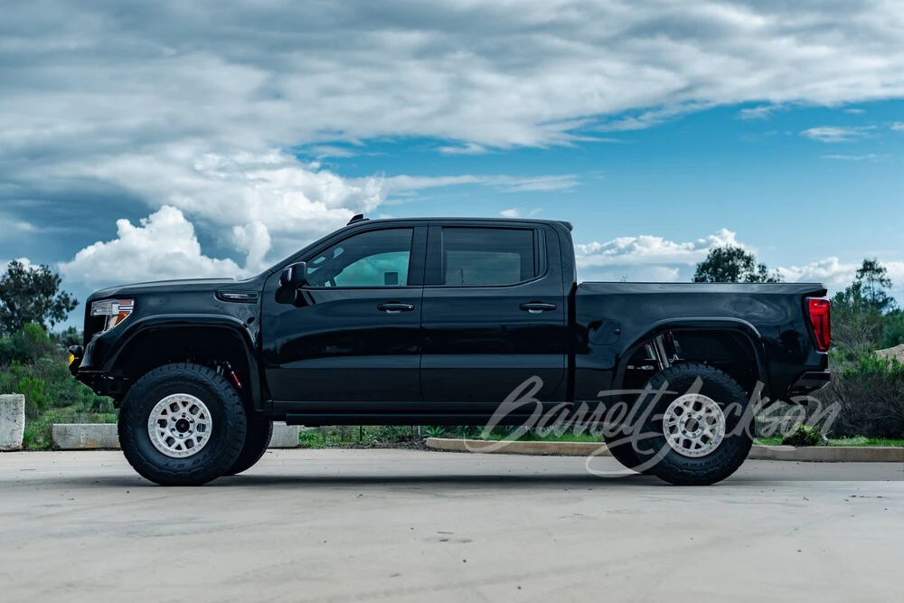 2022 GMC Sierra 5th Gen - Image 5 of 31