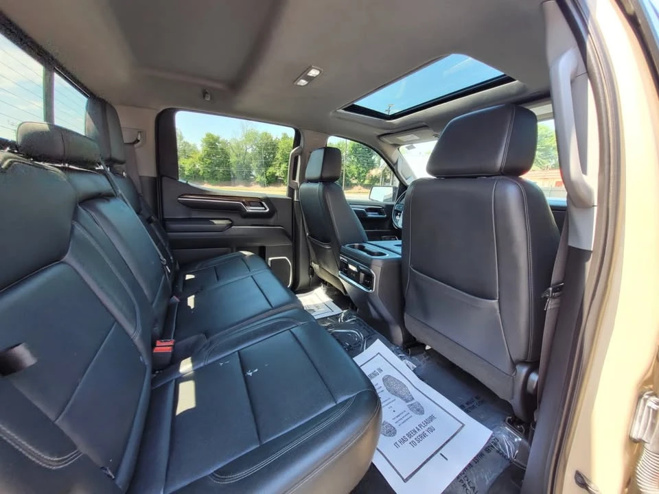 2022 GMC Sierra 5th Gen - Image 15 of 16