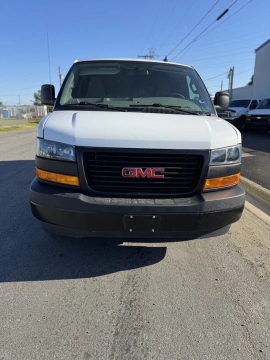 2022 GMC Savana - Image 2 of 12