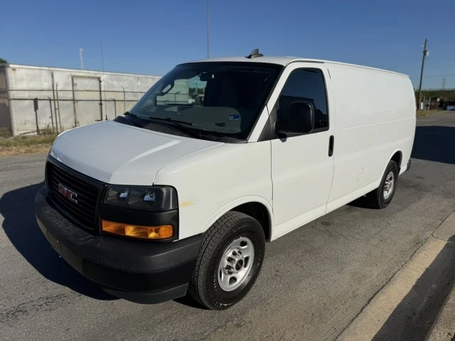 2022 GMC Savana - Image 3 of 12