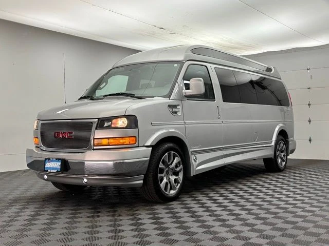 2022 GMC Savana - Image 2 of 21