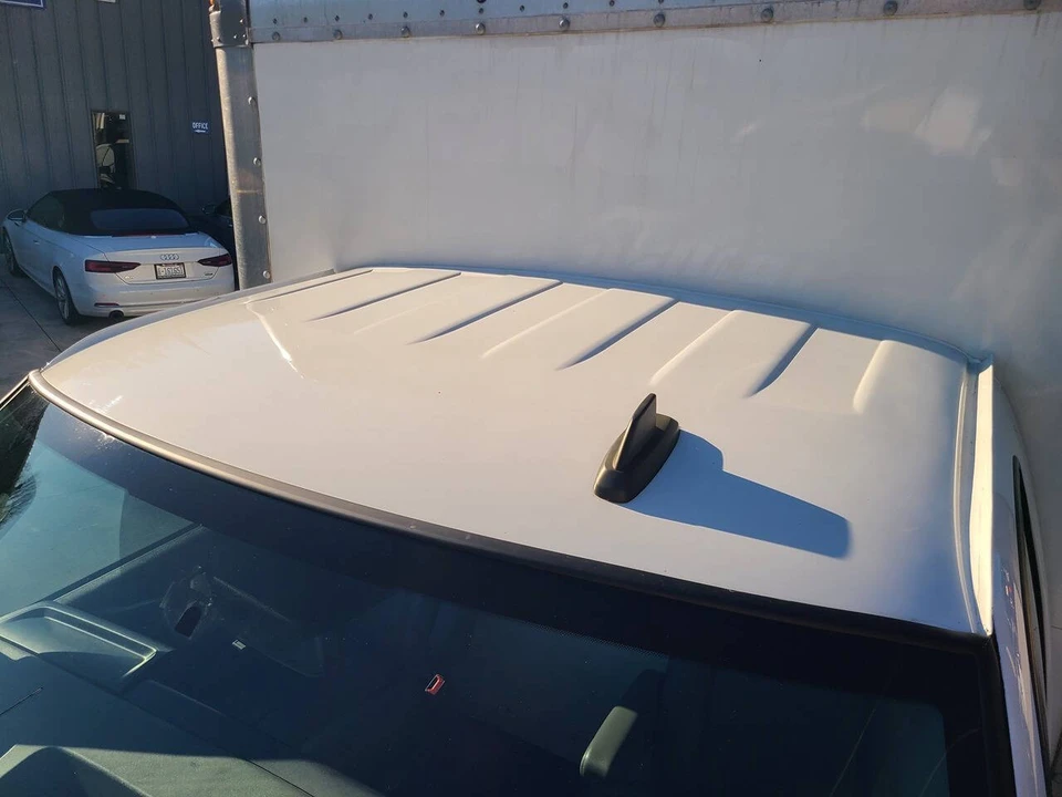 2022 GMC Savana - Image 10 of 21