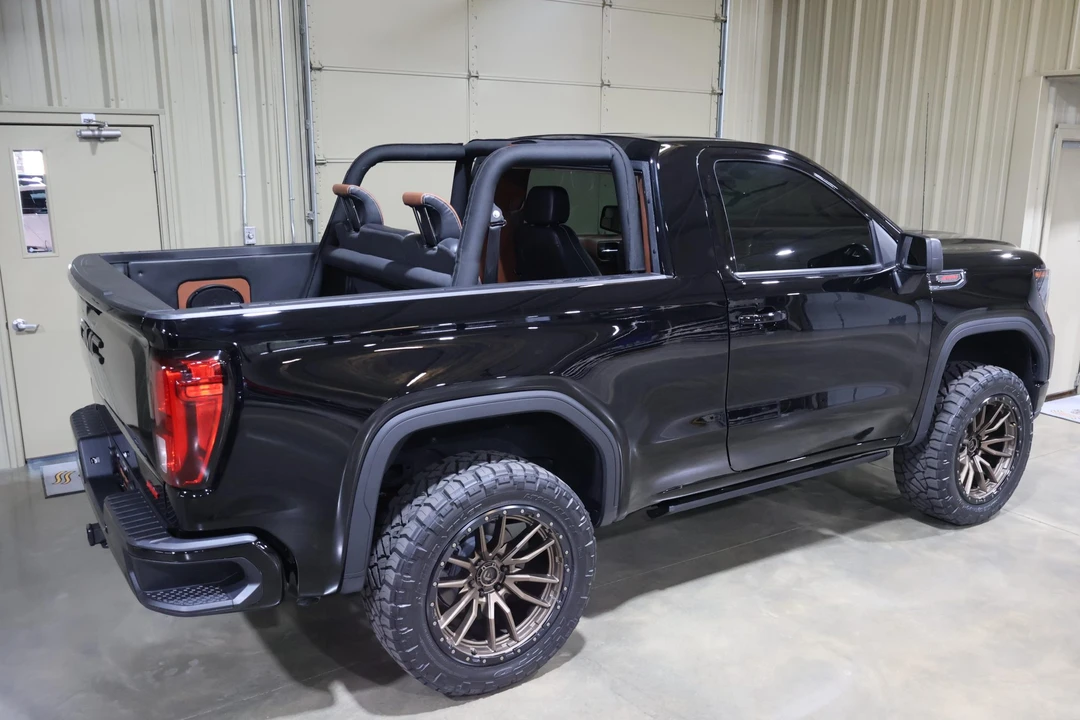 2022 GMC Sierra 5th Gen - Image 28 of 31