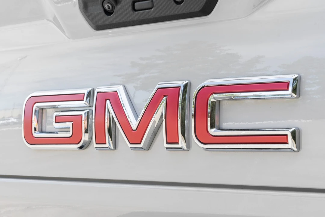 2022 GMC Sierra 5th Gen - Image 29 of 31