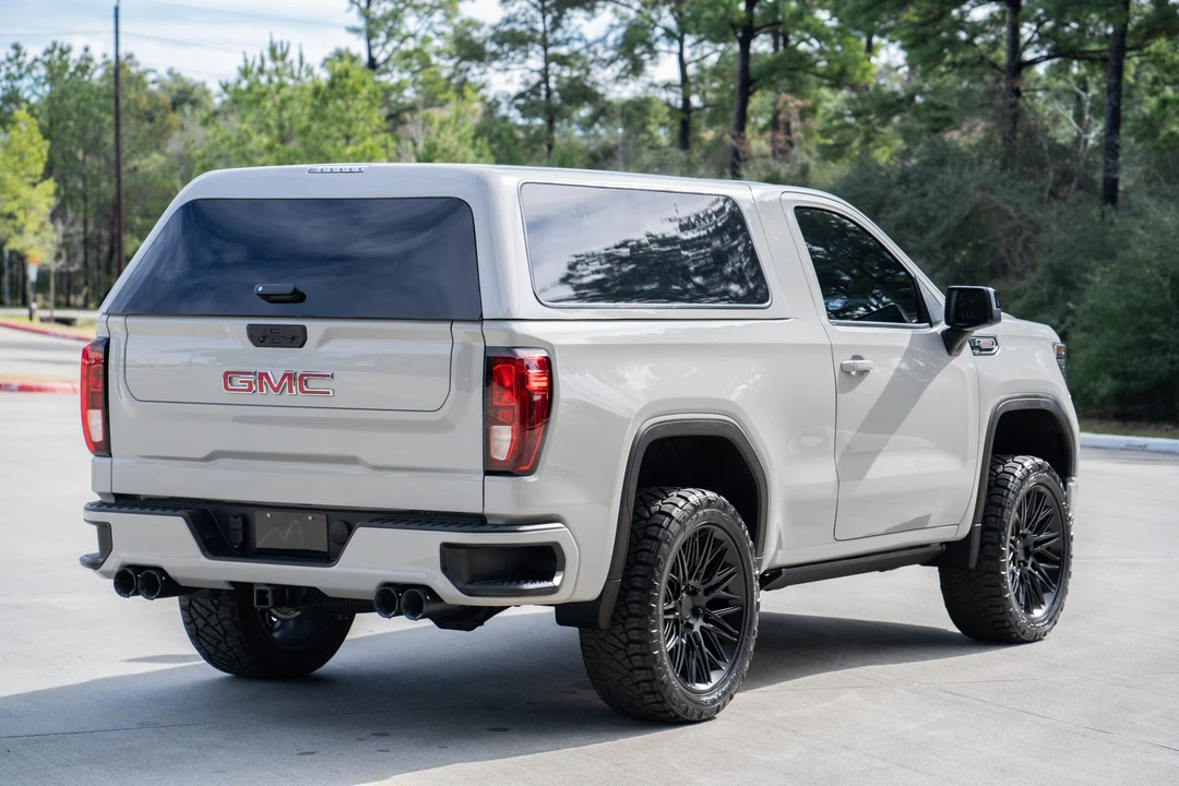 2022 GMC Sierra 5th Gen - Image 8 of 31
