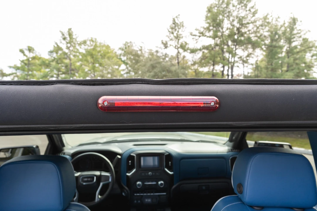 2022 GMC Sierra 5th Gen - Image 25 of 31