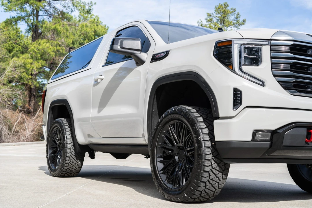 2022 GMC Sierra 5th Gen - Image 14 of 31