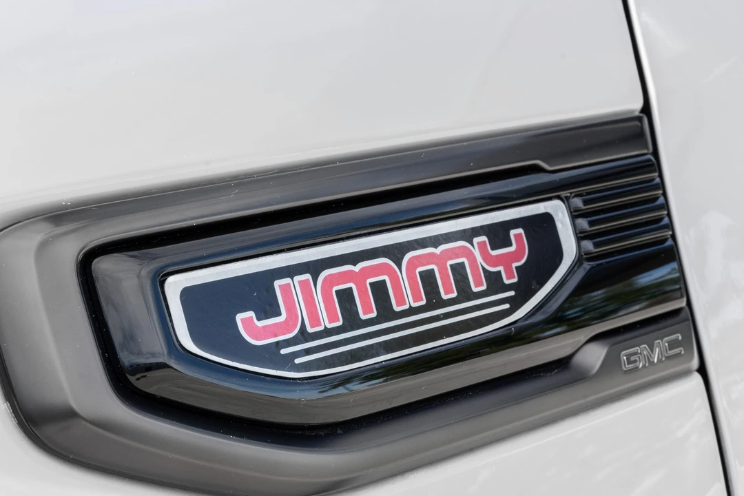 2022 GMC Sierra 5th Gen - Image 28 of 31