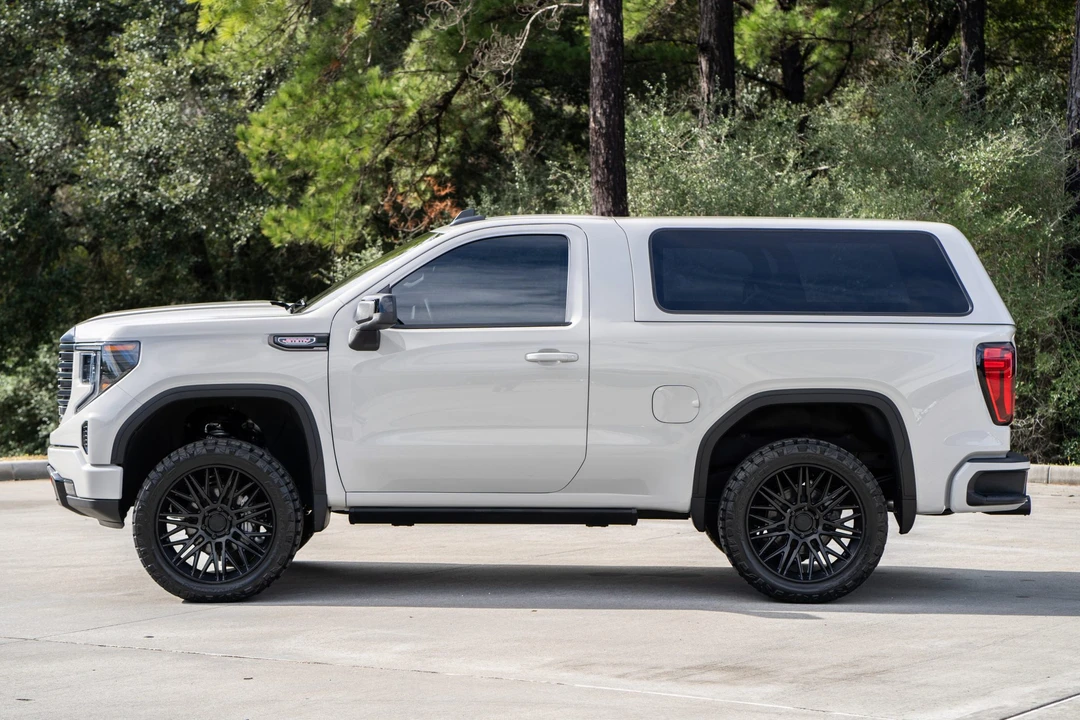 2022 GMC Sierra 5th Gen - Image 5 of 31