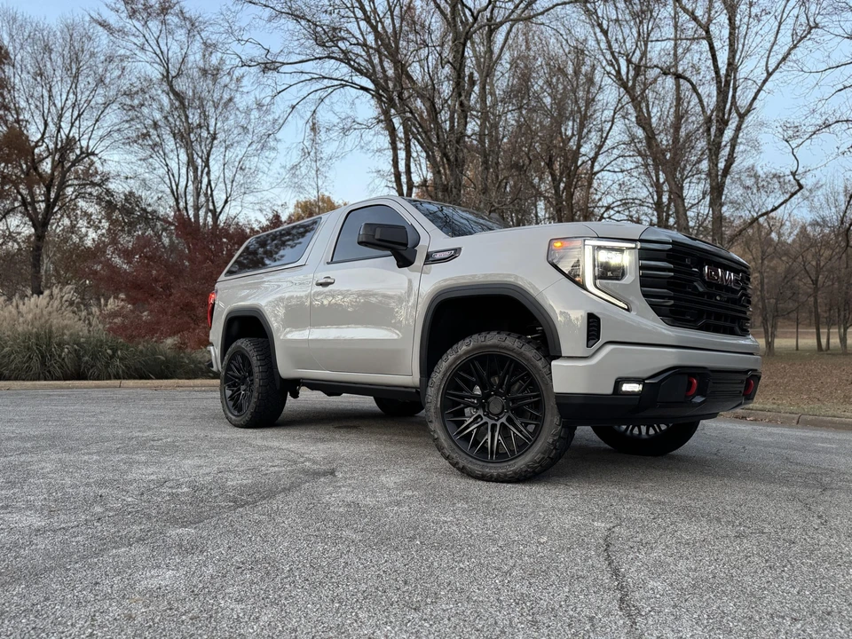 2022 GMC Sierra 5th Gen - Image 22 of 31