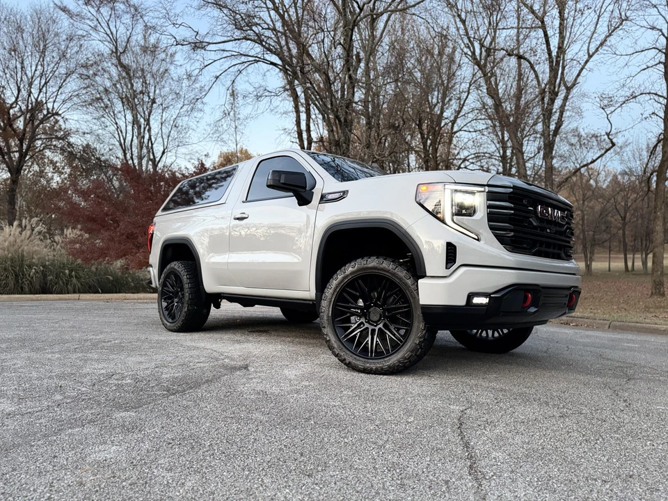 2022 GMC Sierra 5th Gen - Image 23 of 31