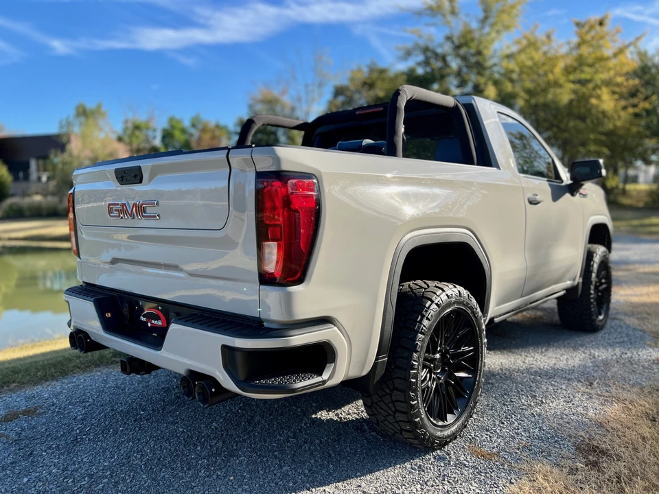 2022 GMC Sierra 5th Gen - Image 13 of 31
