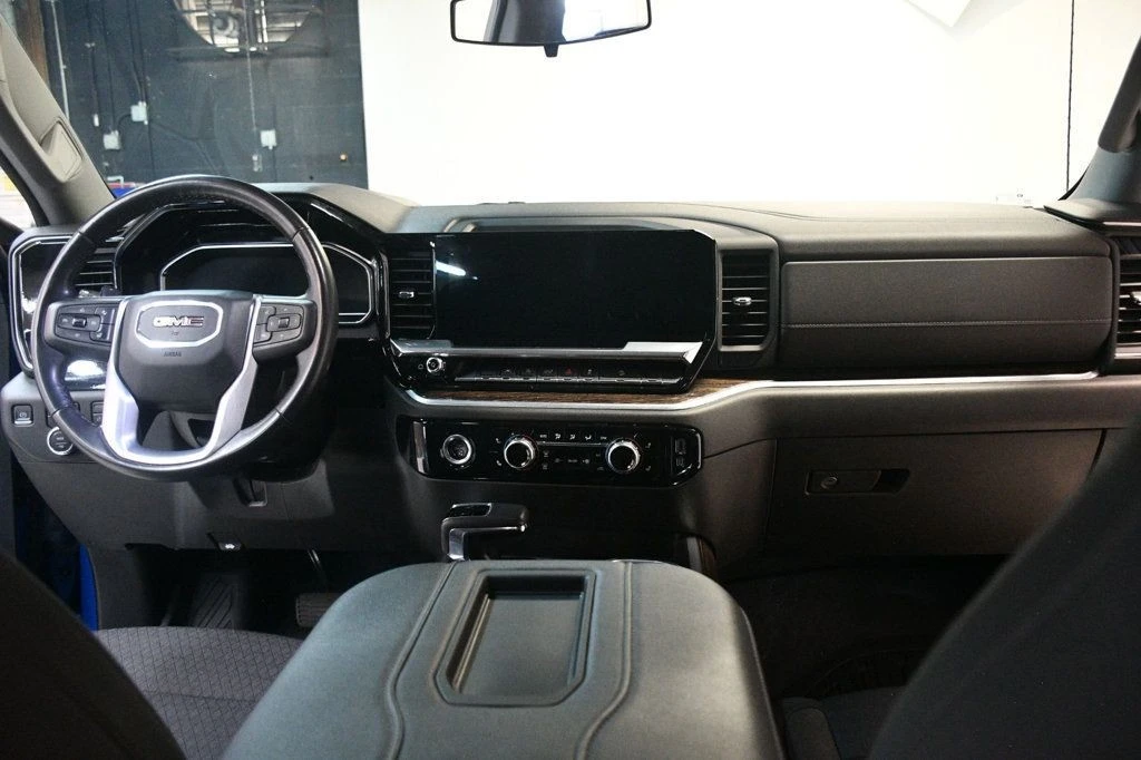 2022 GMC Sierra 5th Gen - Image 5 of 12