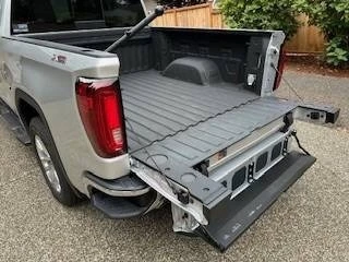 2022 GMC Sierra 5th Gen - Image 9 of 12