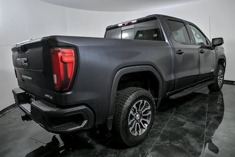 2022 GMC Sierra 5th Gen - Image 9 of 21