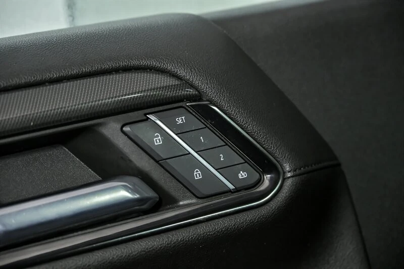 2022 GMC Sierra 5th Gen - Image 16 of 21