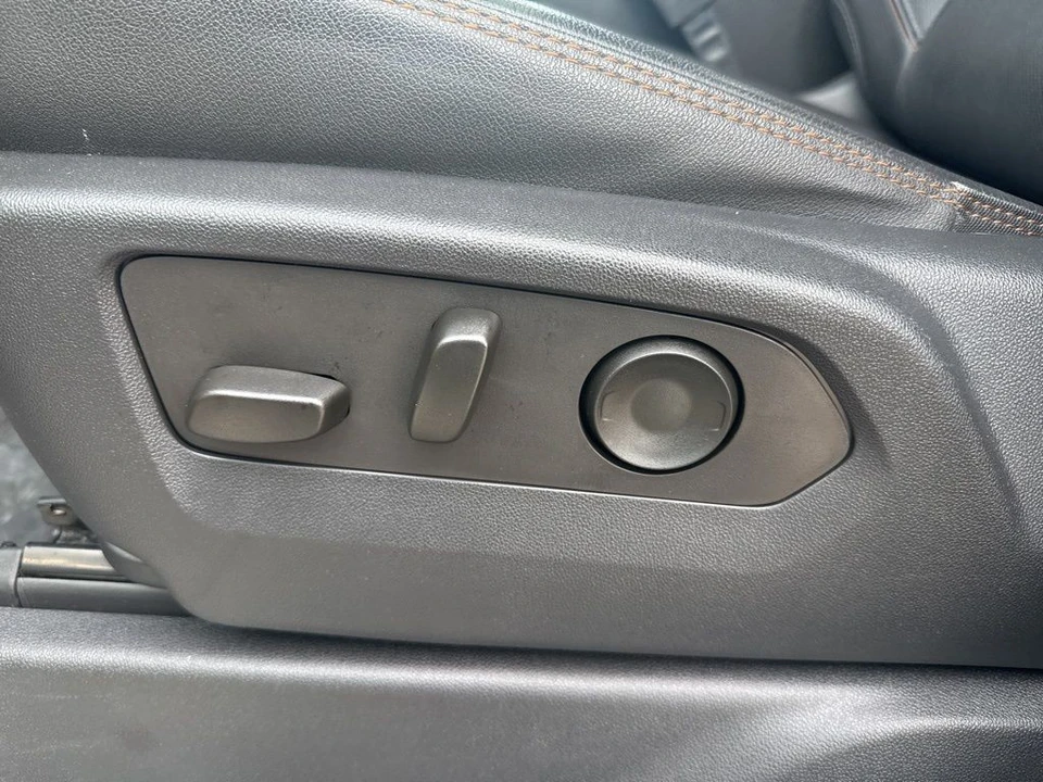 2022 GMC Sierra 5th Gen - Image 11 of 21