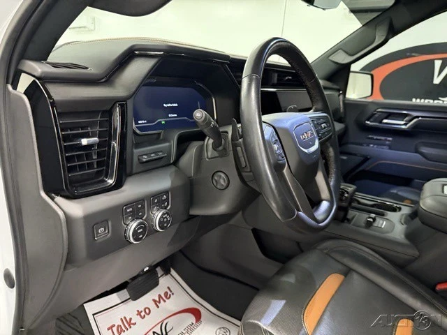 2022 GMC Sierra 5th Gen - Image 11 of 21