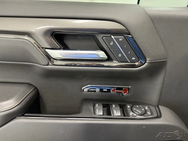 2022 GMC Sierra 5th Gen - Image 13 of 21